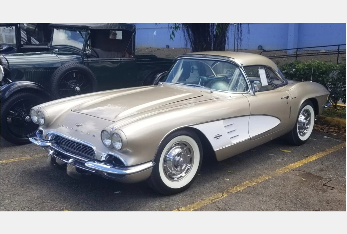 1961 Chevy Corvette